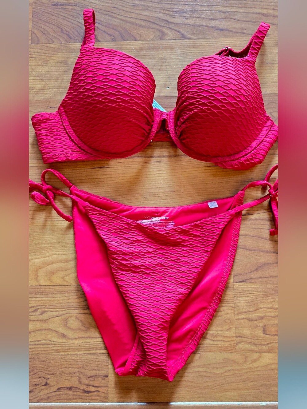 Victoria's Secret Swim RED Textured Bikini Set SZ 38C / L